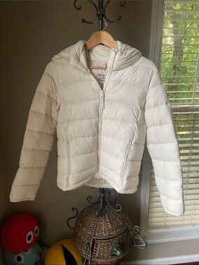 Abercrombie and Fitch Packable puffer jacket hood SZ S ivory